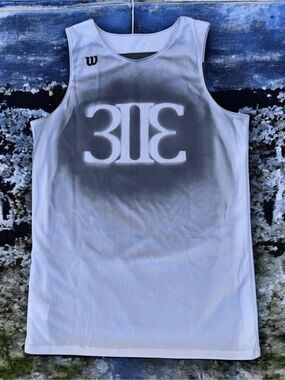 3IIƐ WILSON reverseable athletic shirt with spray paint 323 logo design - MEDIUM